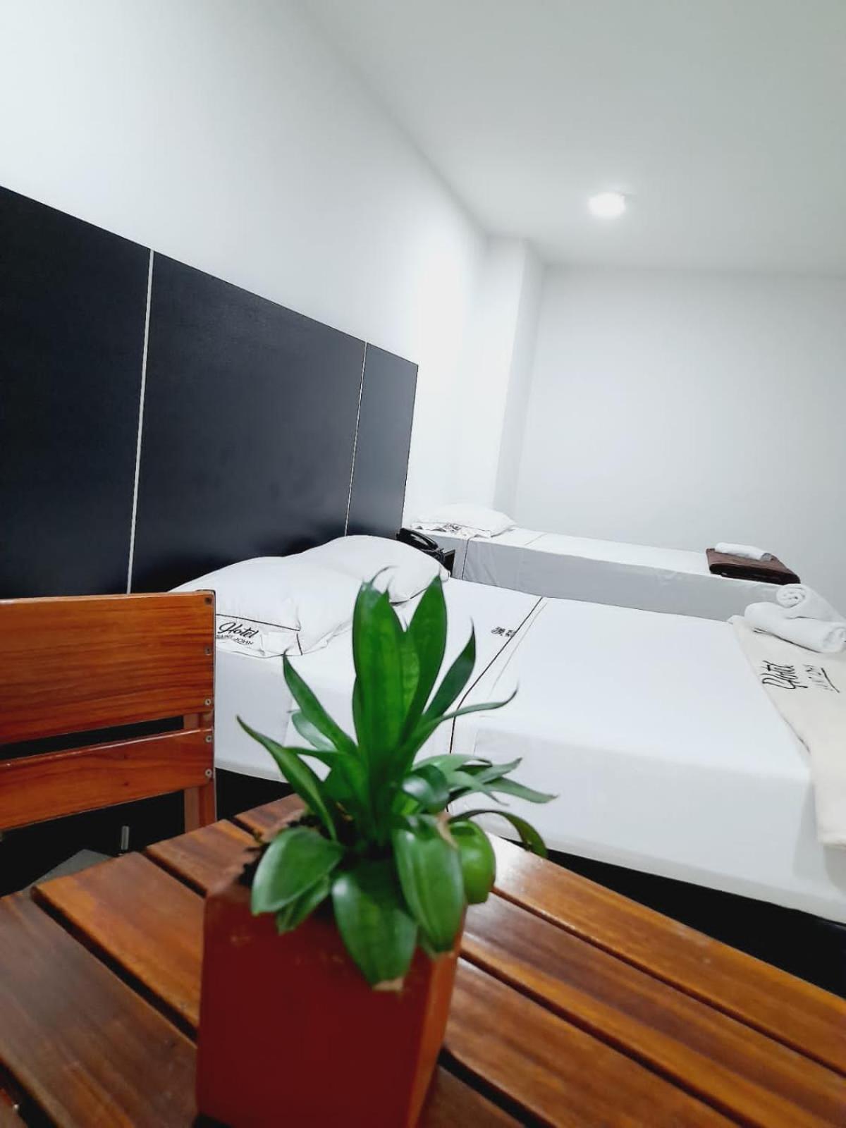 Hotel Saint John Medellín Buitenkant foto