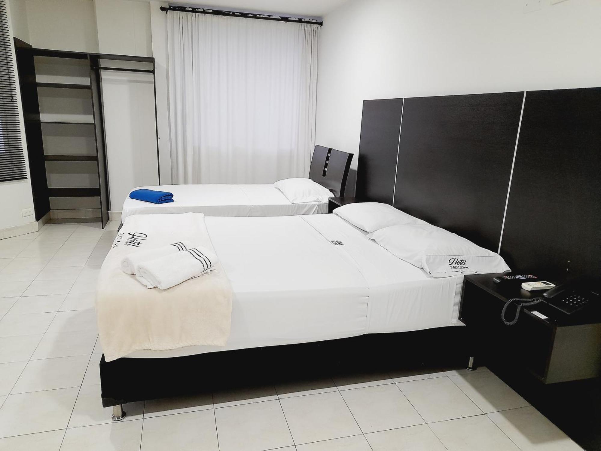 Hotel Saint John Medellín Buitenkant foto