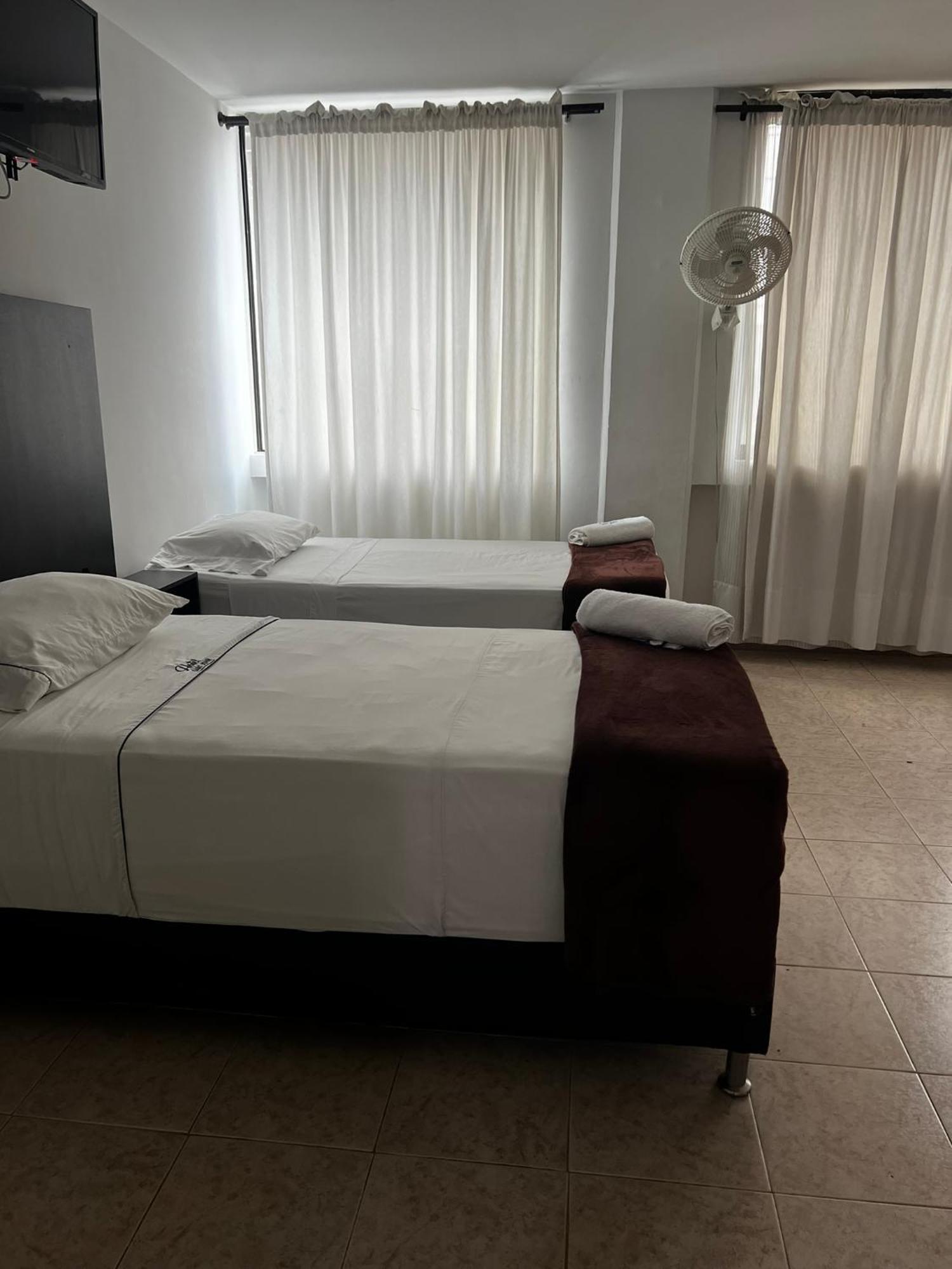 Hotel Saint John Medellín Buitenkant foto