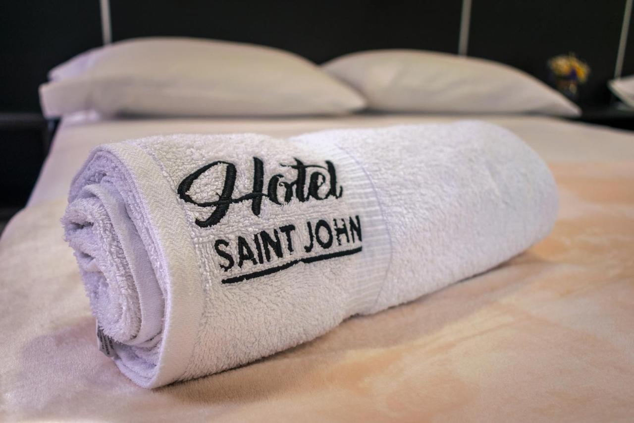 Hotel Saint John Medellín Buitenkant foto