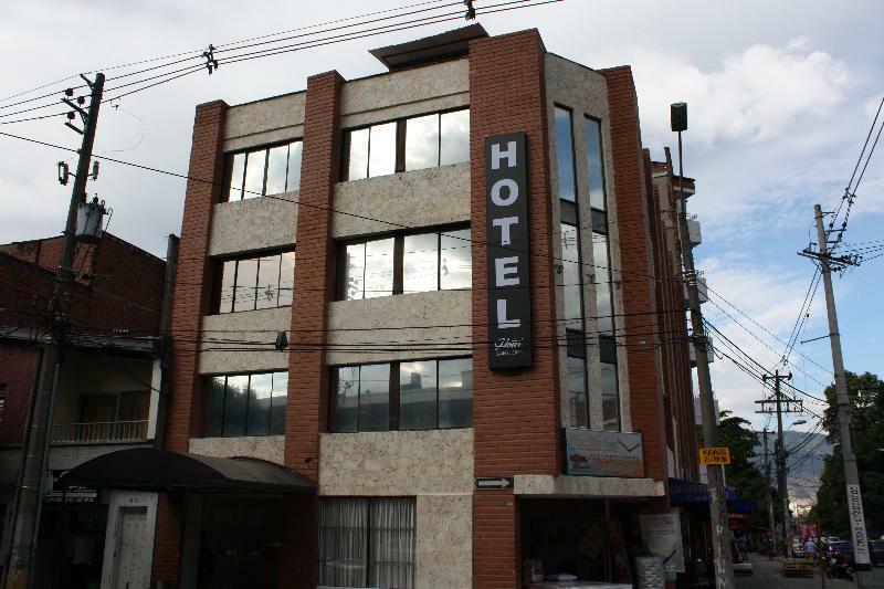 Hotel Saint John Medellín Buitenkant foto